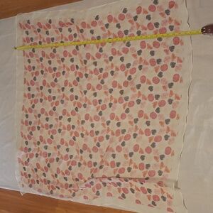 Candies cream patterned scarf